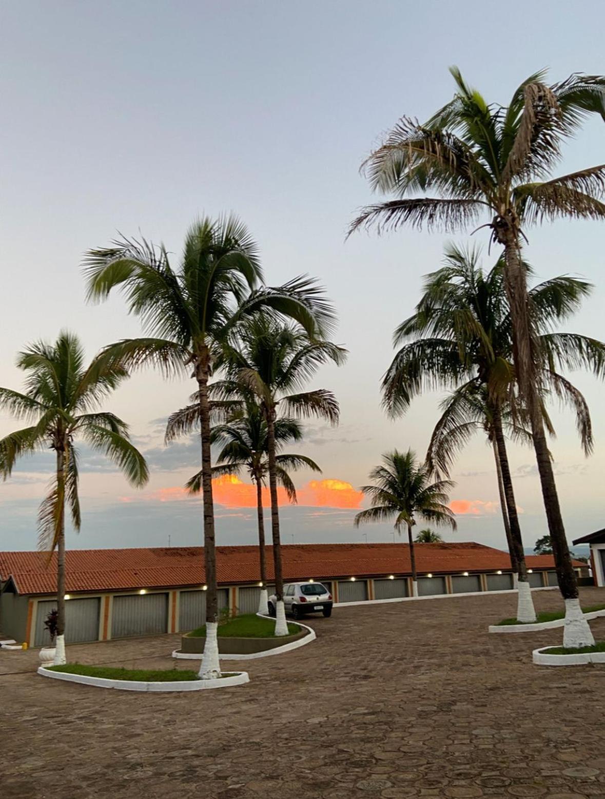 Gran Luha Motel, Hotel E Chales Brotas Exterior photo